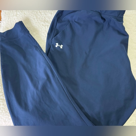 UNDER ARMOUR JOGGERS - Picture 2 of 8